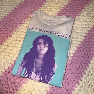 Amy Winehouse t shirt